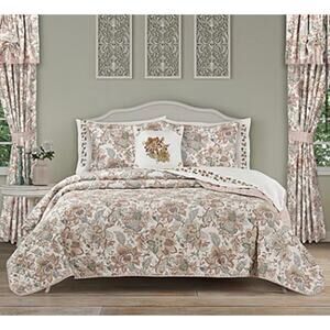 Twin Quilt Set - Royal Court Royal Court Janessa Quilt Set